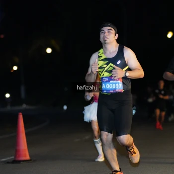 Runner Photo 3733778