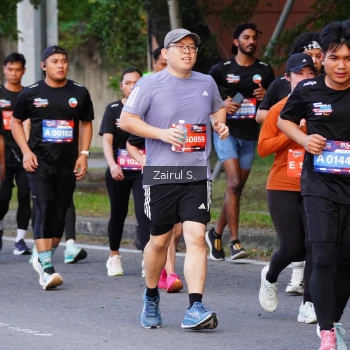Runner Photo 3733791