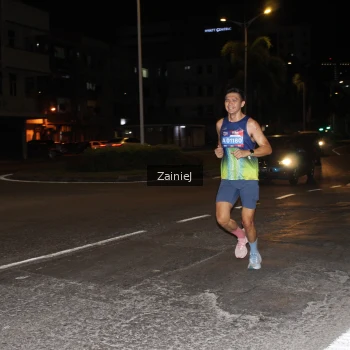 Runner Photo 3733792