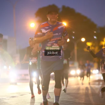 Runner Photo 3733823