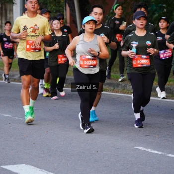Runner Photo 3733897