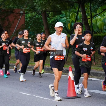 Runner Photo 3733976