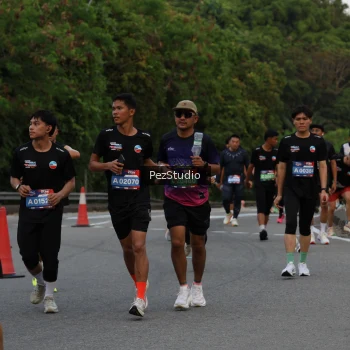 Runner Photo 3734042