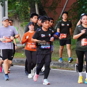 Runner Photo 3734052