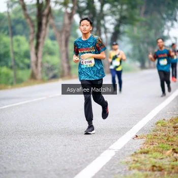 Runner Photo 3734056