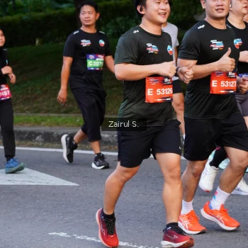 Runner Photo 3734093