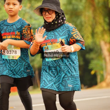 Runner Photo 3734095