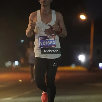 Runner Photo 3734120