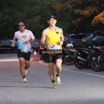 Runner Photo 3734134