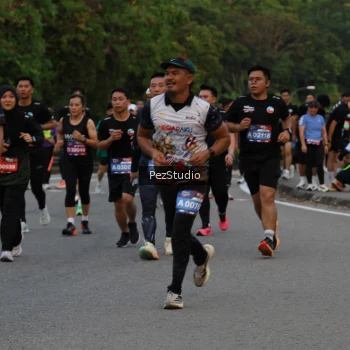 Runner Photo 3734153