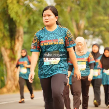 Runner Photo 3734166
