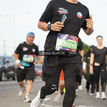 Runner Photo 3734186