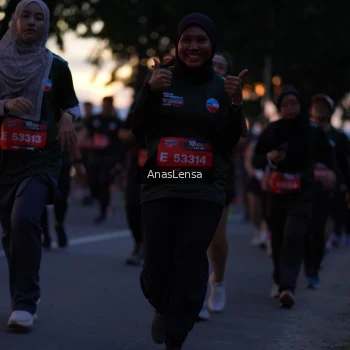 Runner Photo 3734195