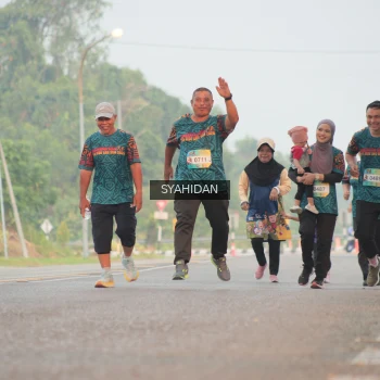 Runner Photo 3734215