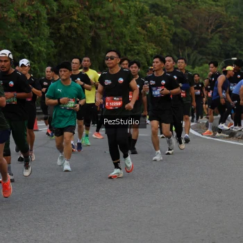 Runner Photo 3734240