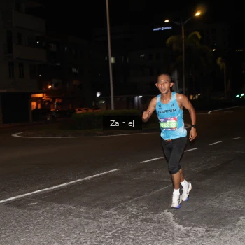 Runner Photo 3734320