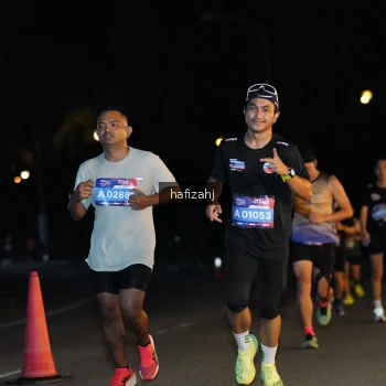 Runner Photo 3734333