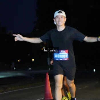 Runner Photo 3734360