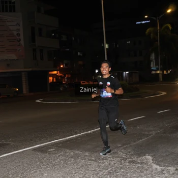 Runner Photo 3734368