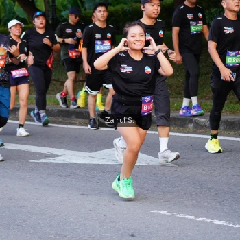 Runner Photo 3734375
