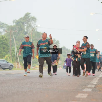 Runner Photo 3734385