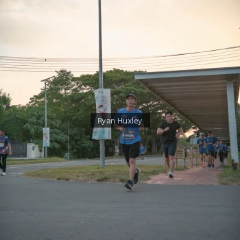 Runner Photo 3734386