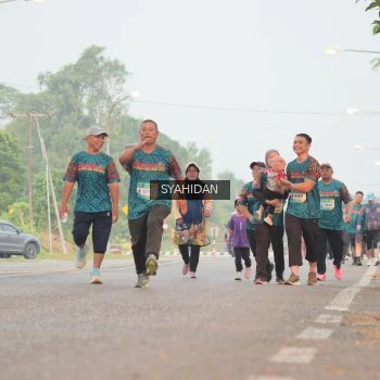 Runner Photo 3734403