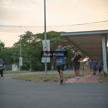 Runner Photo 3734405