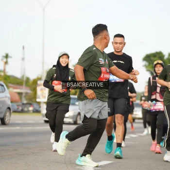 Runner Photo 3734522