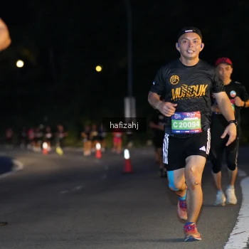 Runner Photo 3734523