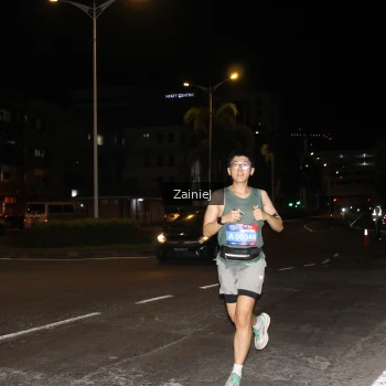Runner Photo 3734549