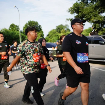 Runner Photo 3734659