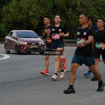 Runner Photo 3734661