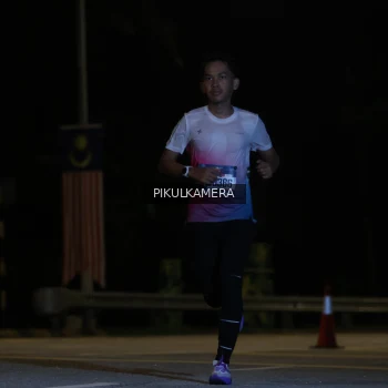 Runner Photo 3734669