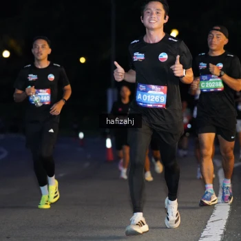 Runner Photo 3734676