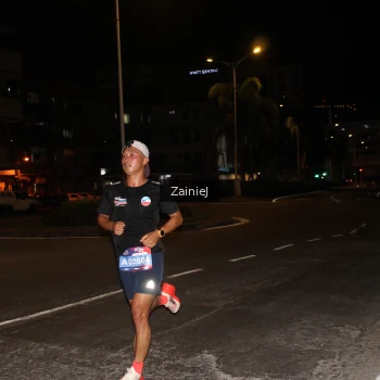Runner Photo 3734690