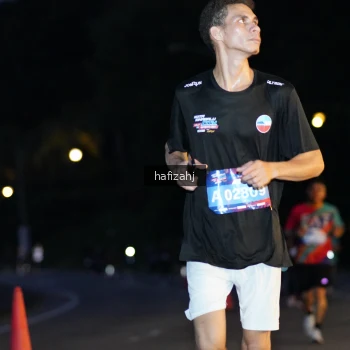 Runner Photo 3734717