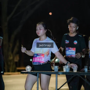 Runner Photo 3734718