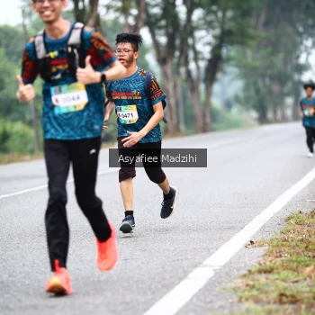 Runner Photo 3734721