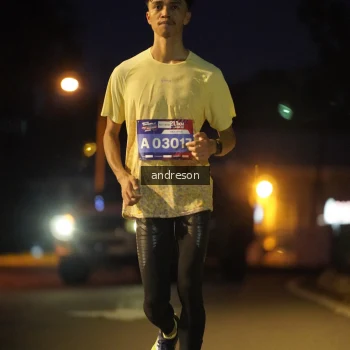 Runner Photo 3734733