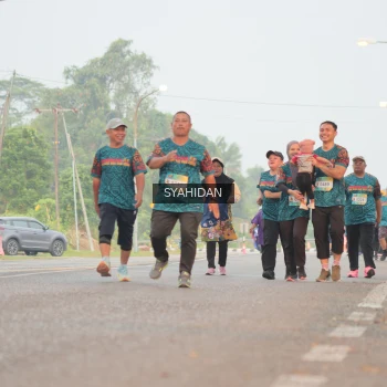 Runner Photo 3734736