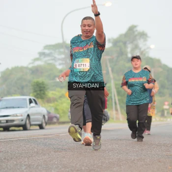 Runner Photo 3734744