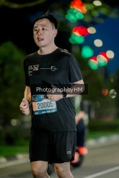 Runner Photo 3734810