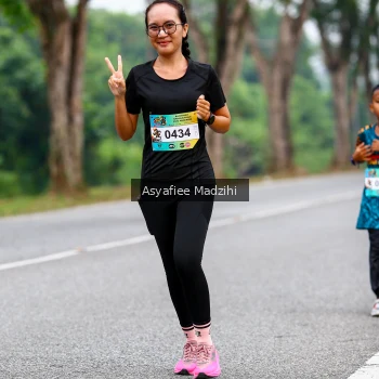 Runner Photo 3734924