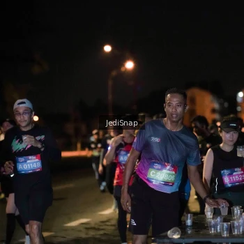 Runner Photo 3734925