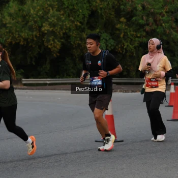 Runner Photo 3734937