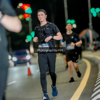 Runner Photo 3734986
