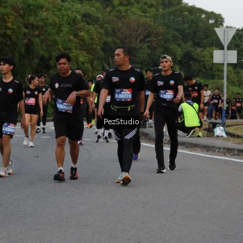 Runner Photo 3734987