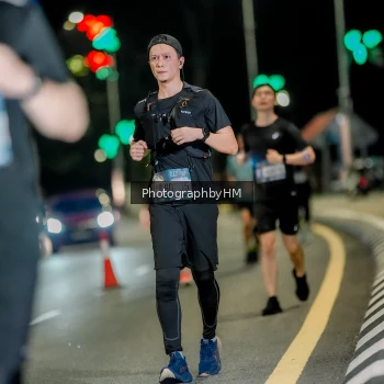 Runner Photo 3734990