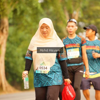Runner Photo 3734998
